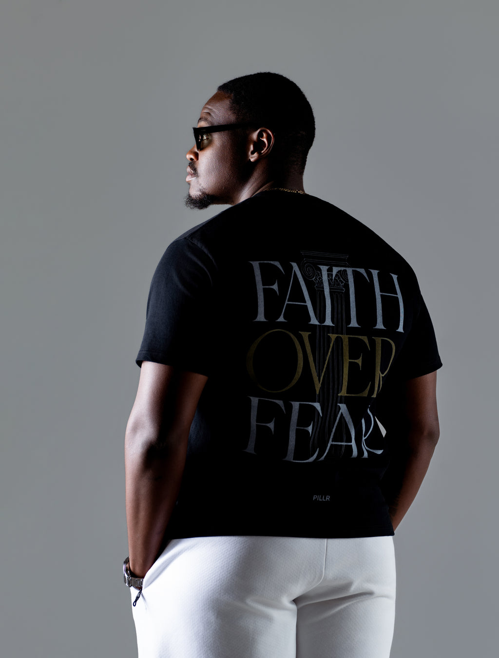PILLR Faith Over Fear Tee - Black